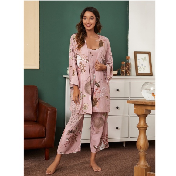 3 Piece Pink Floral/Animal Print Pajama Set - Picture 6 of 9